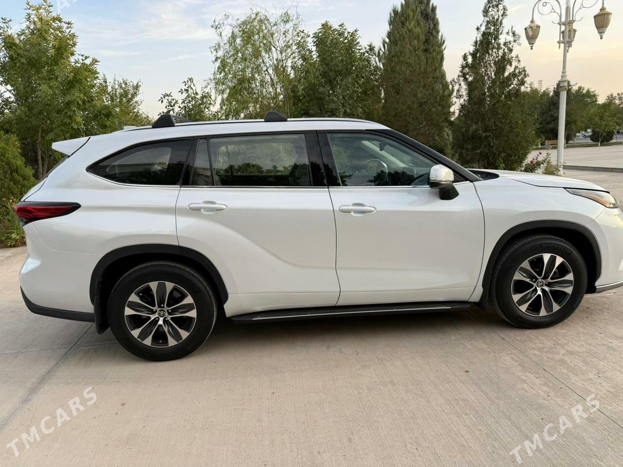 Toyota Highlander 2021 - 570 000 TMT - Türkmenabat - img 8