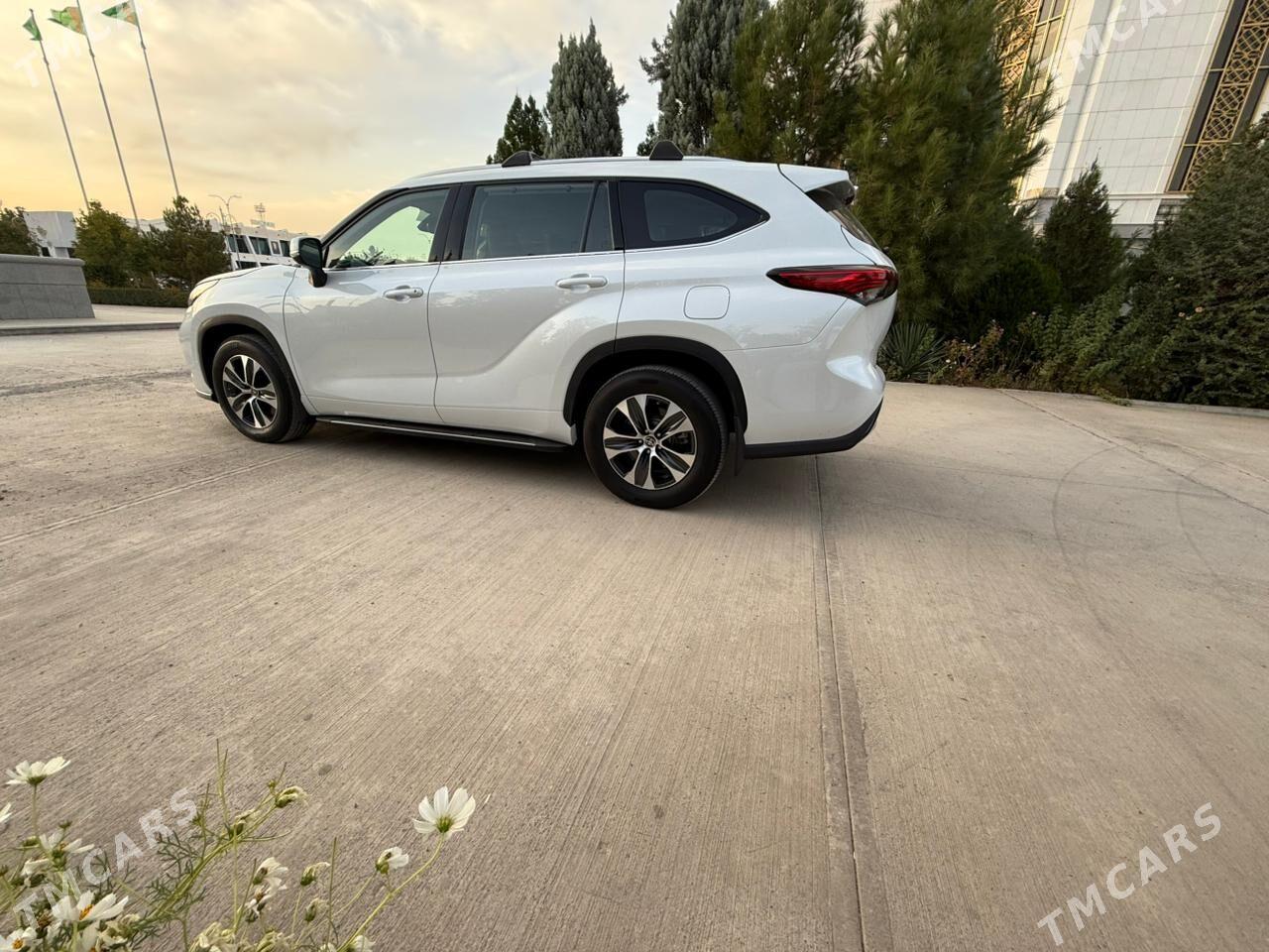 Toyota Highlander 2021 - 570 000 TMT - Türkmenabat - img 4
