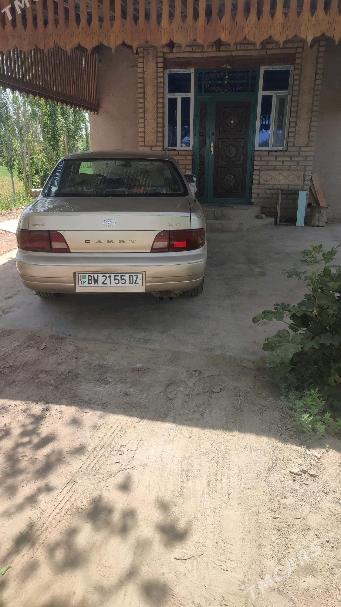 Toyota Camry 1996 - 90 000 TMT - Акдепе - img 8