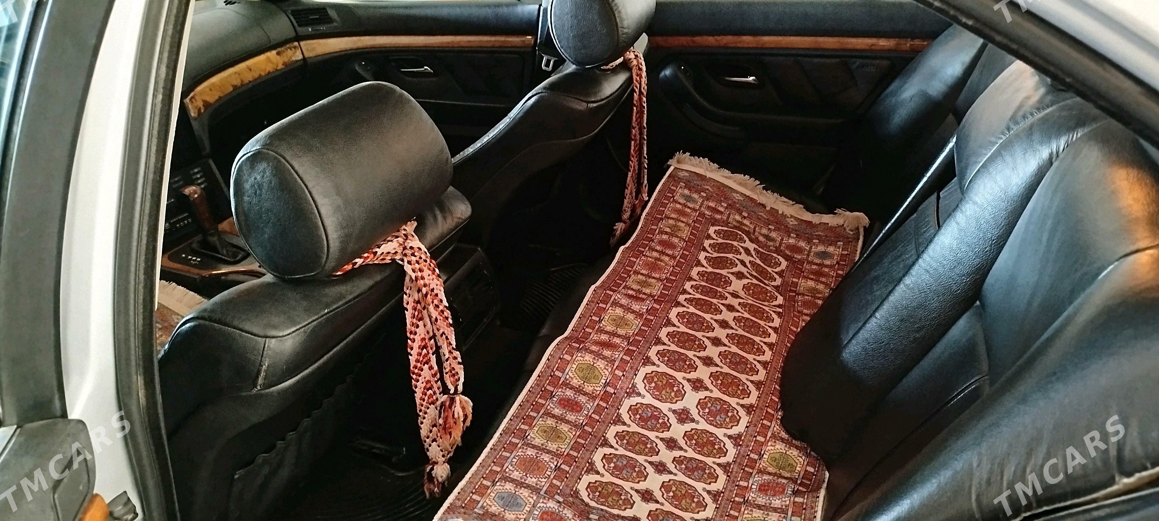 BMW E39 2001 - 130 000 TMT - Чарджоу - img 6