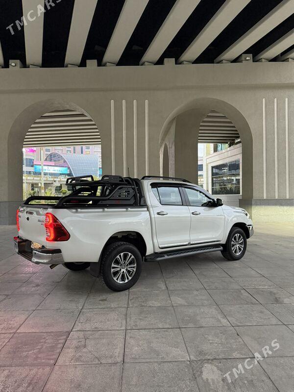Toyota Hilux 2022 - 624 000 TMT - Aşgabat - img 3