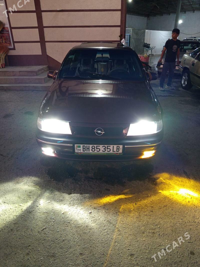 Opel Vectra 1995 - 26 000 TMT - Чарджоу - img 5