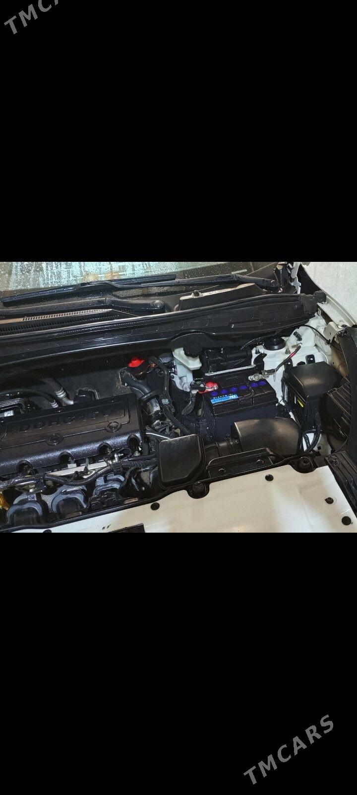 Hyundai Tucson 2011 - 175 000 TMT - Гурбансолтан Едже - img 11