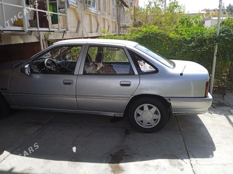 Opel Vectra 1989 - 44 000 TMT - Mary - img 4