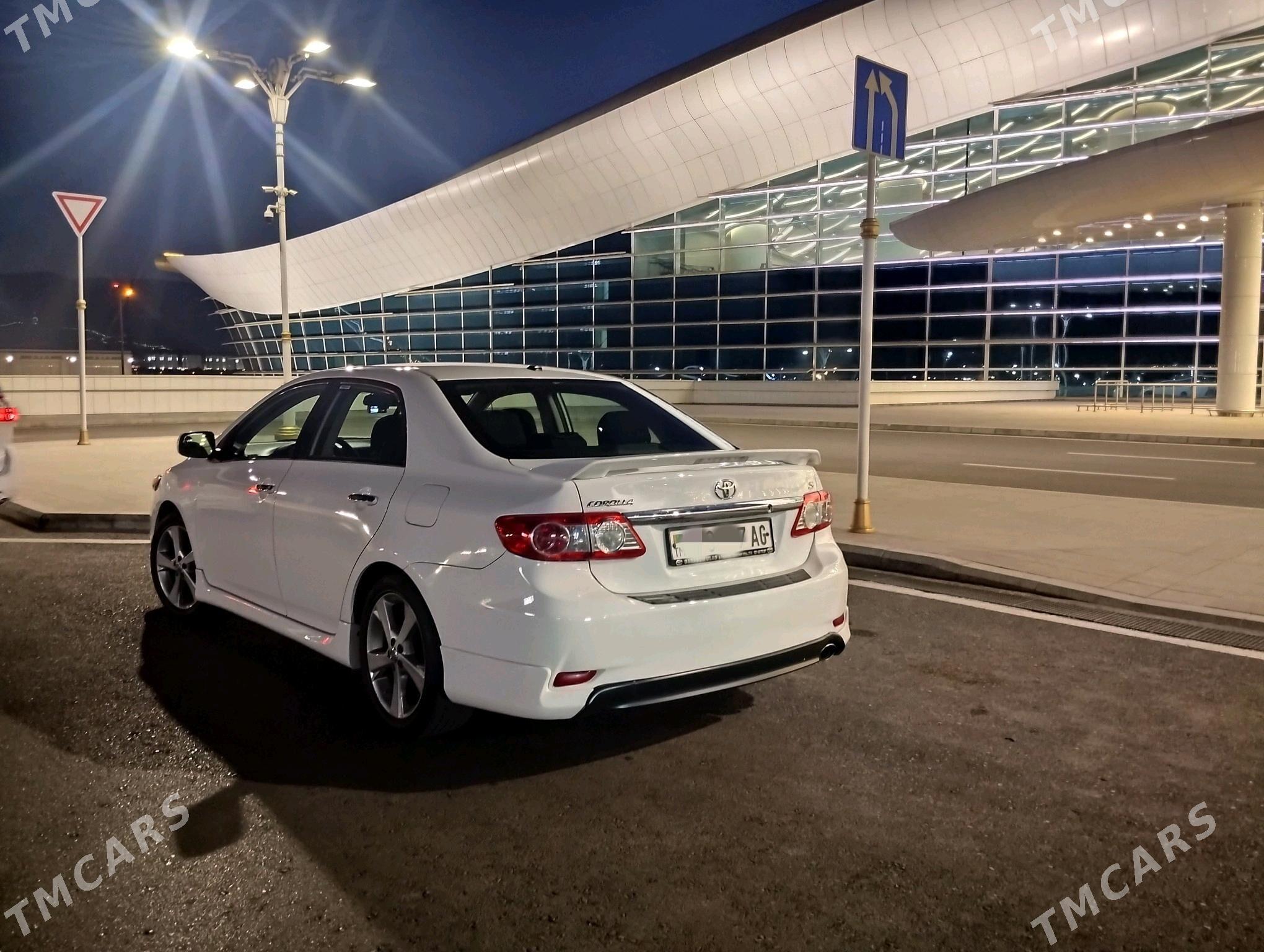 Toyota Corolla 2012 - 171 000 TMT - Ашхабад - img 4