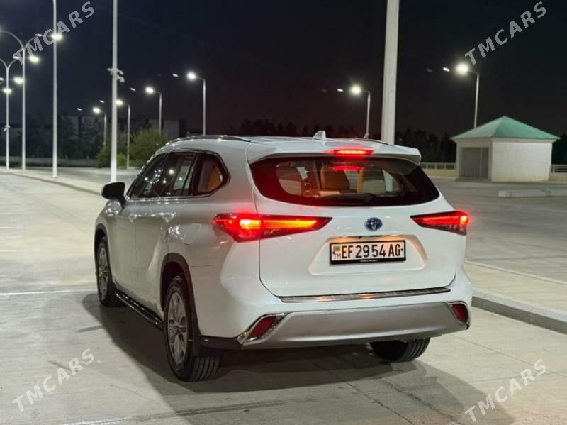 Toyota Highlander 2022 - 438 000 TMT - Ашхабад - img 7