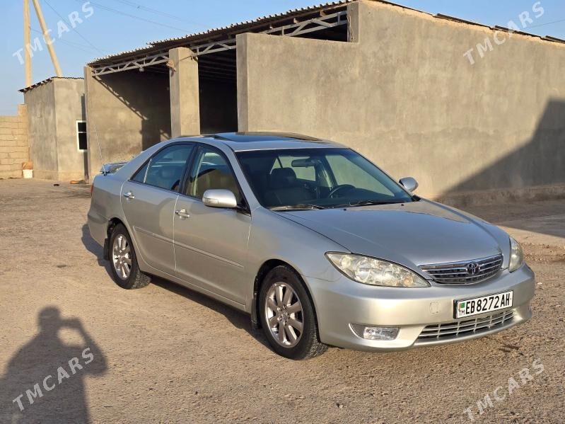 Toyota Camry 2005 - 191 000 TMT - Теджен - img 3