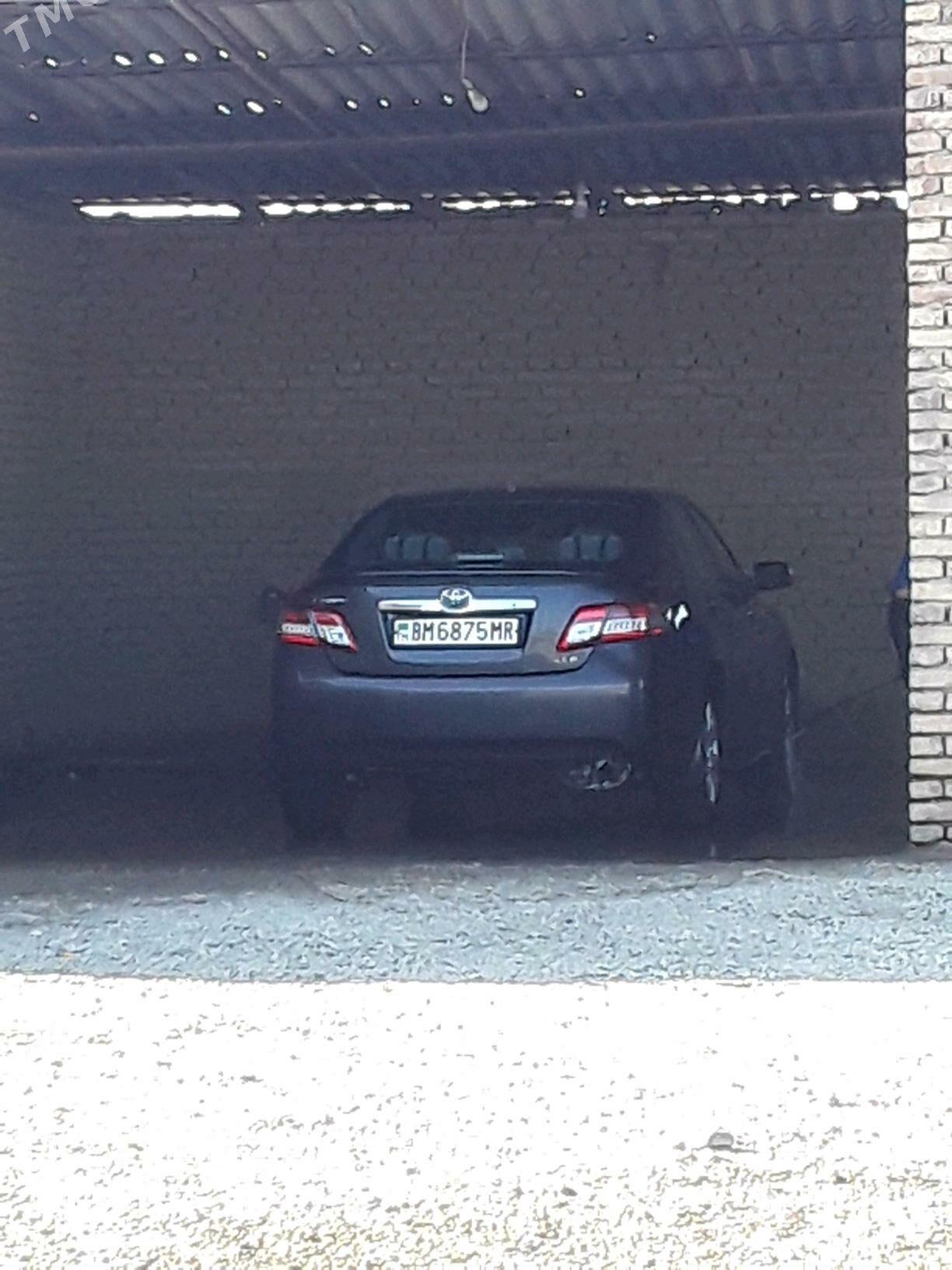 Toyota Camry 2011 - 210 000 TMT - Мары - img 4