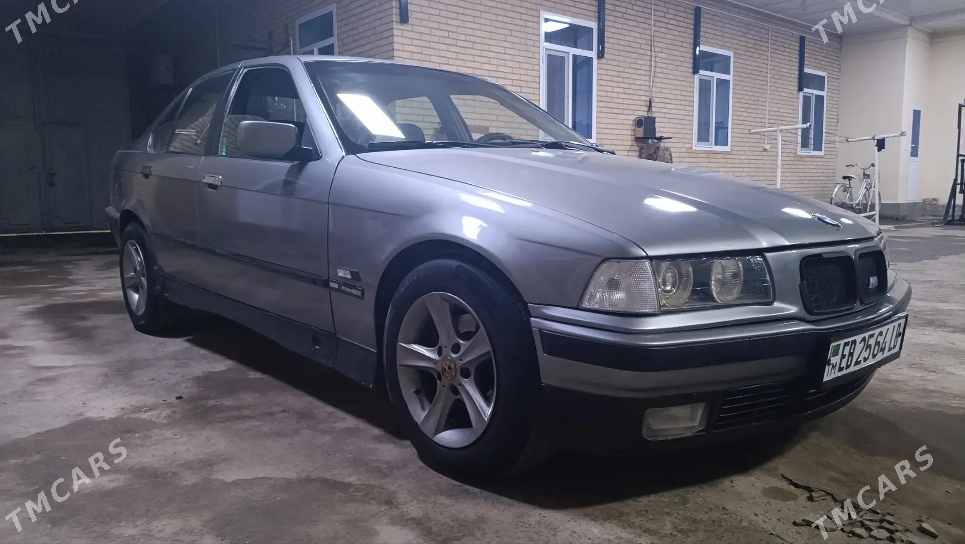 BMW 320 1993 - 45 000 TMT - Чарджоу - img 3