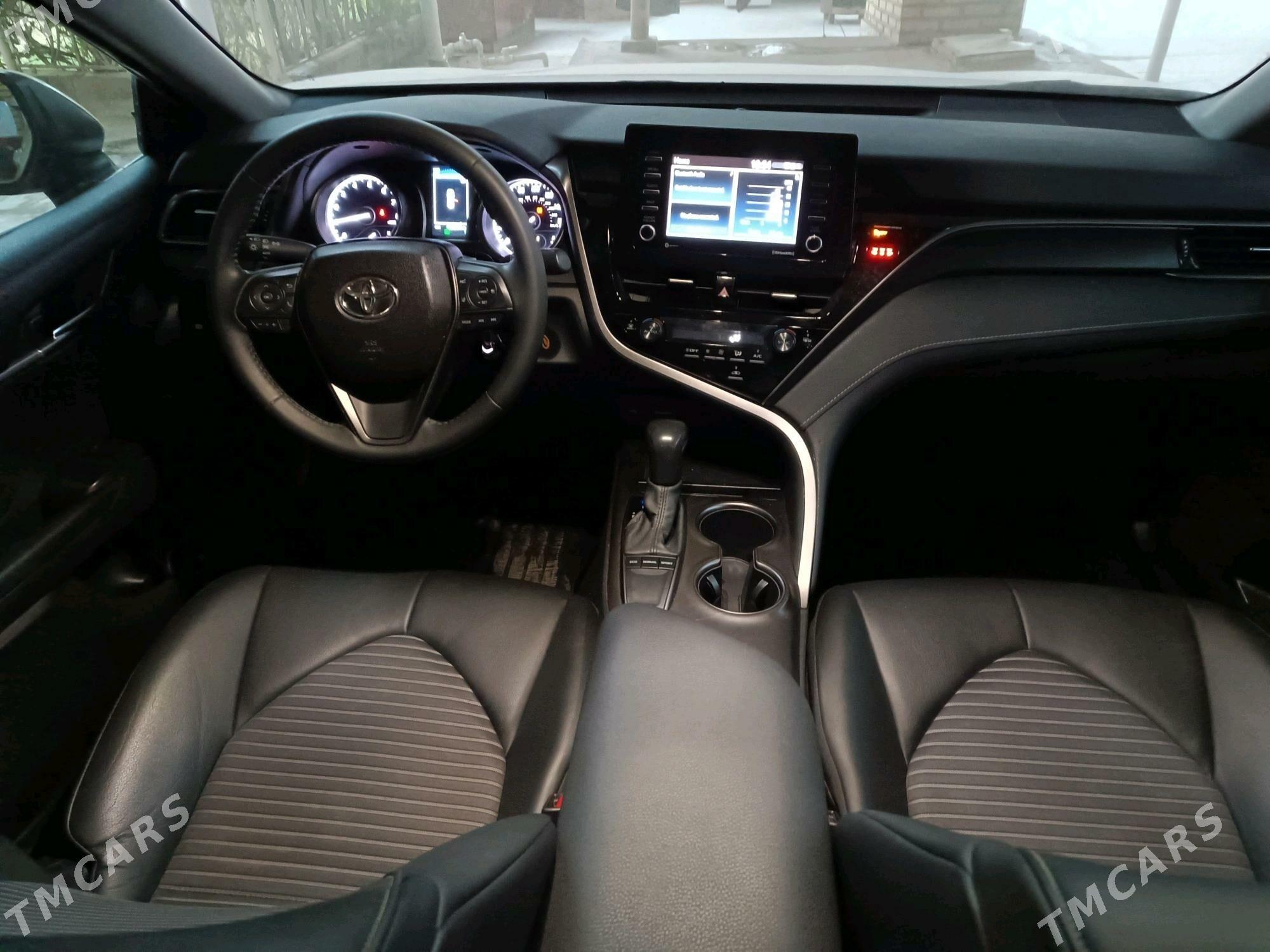 Toyota Camry 2022 - 330 000 TMT - Мары - img 3