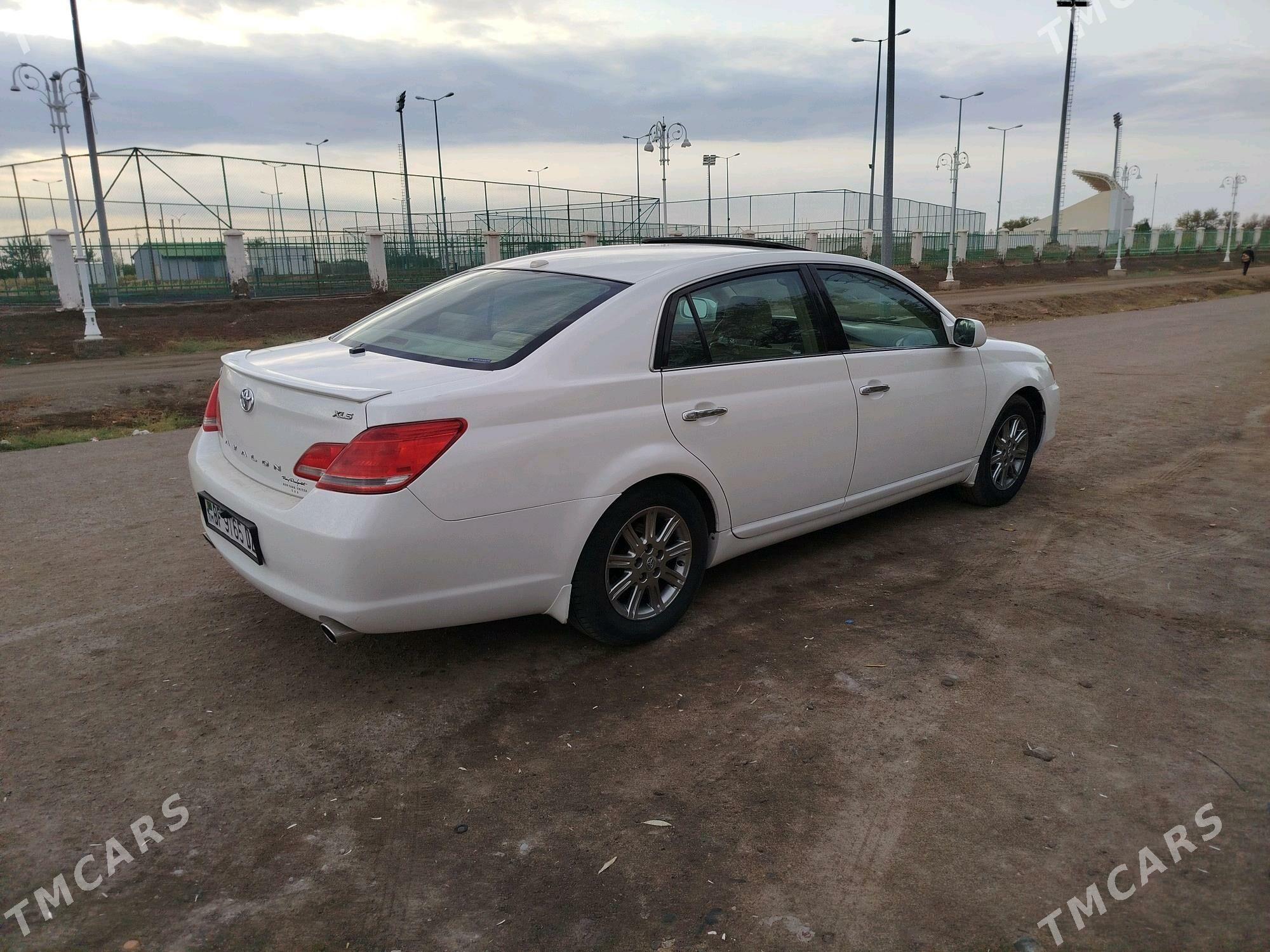 Toyota Avalon 2005 - 180 000 TMT - Болдумсаз - img 3