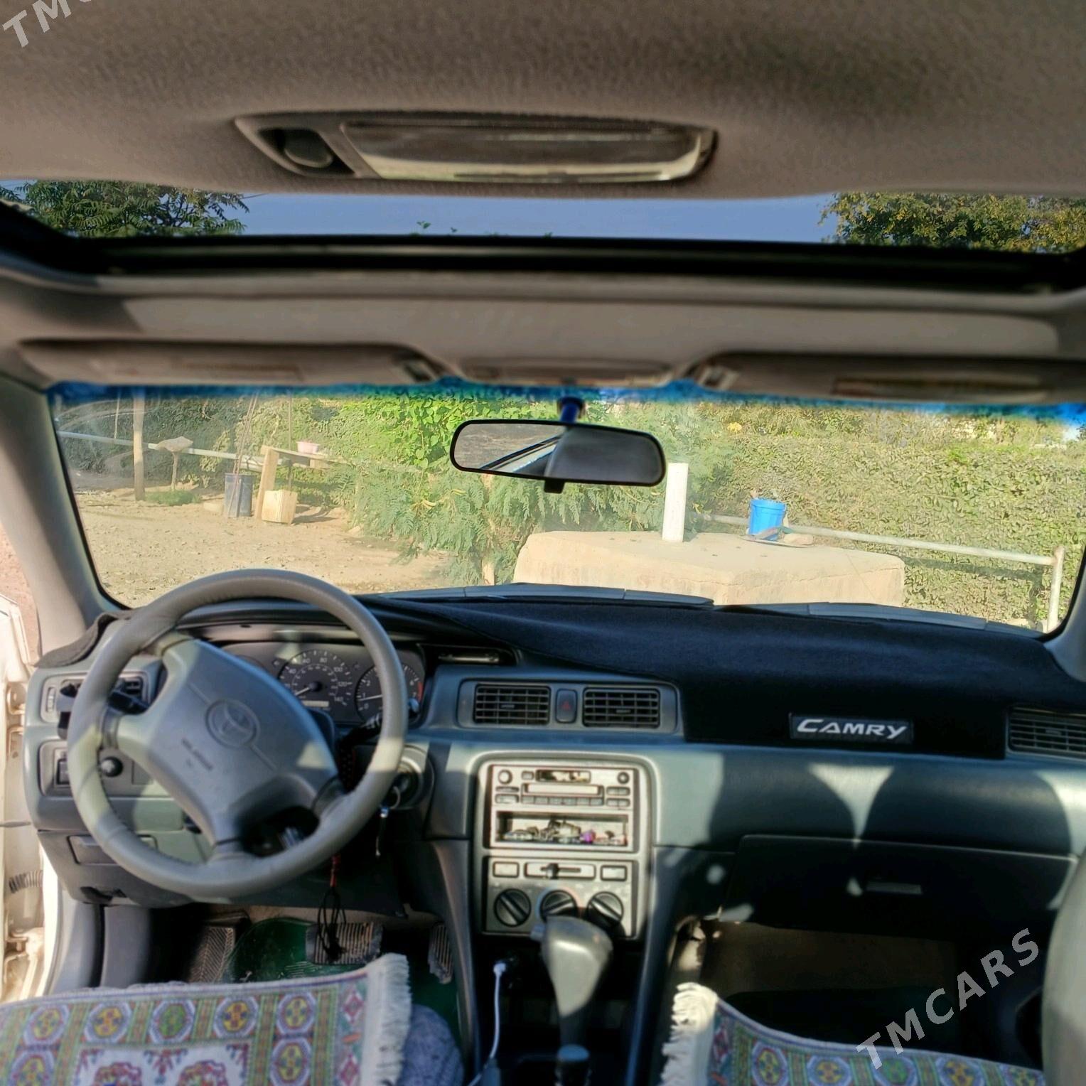 Toyota Camry 1999 - 118 000 TMT - Бабадайхан - img 2