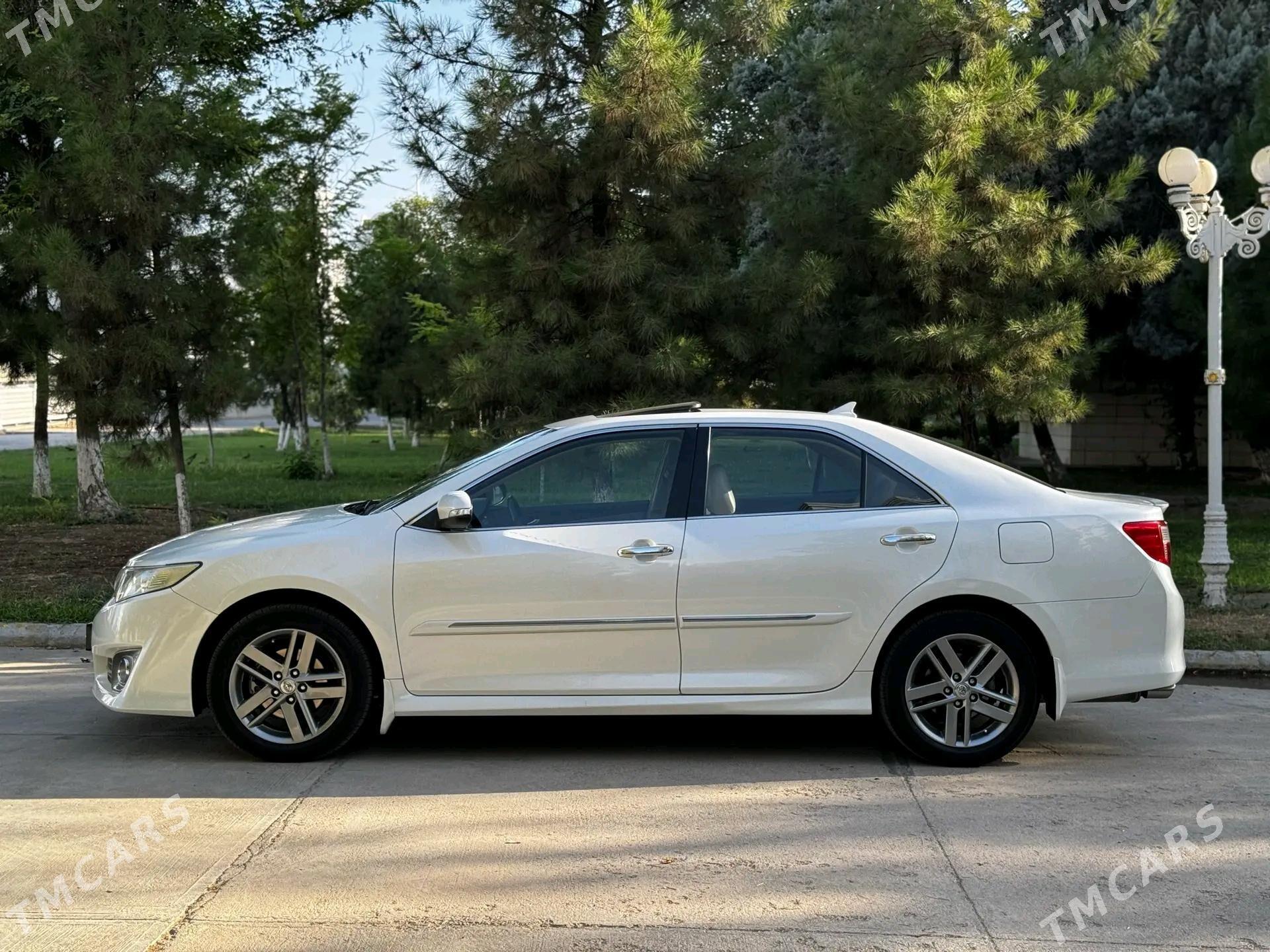 Toyota Camry 2013 - 299 000 TMT - Ашхабад - img 2