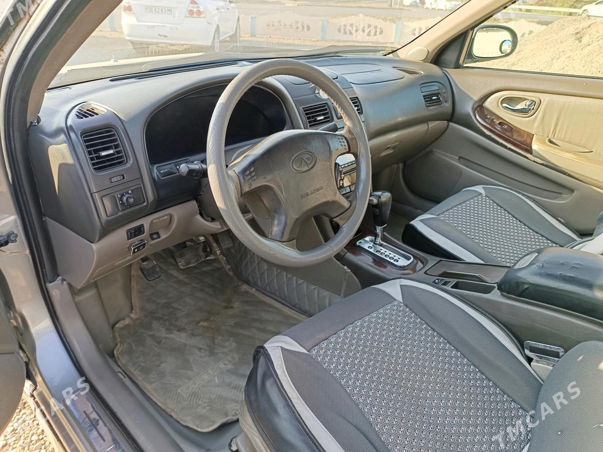 Infiniti I30 2001 - 100 000 TMT - Мары - img 6