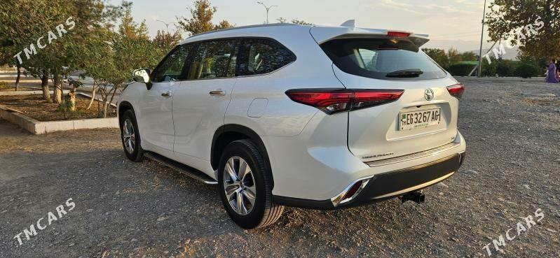 Toyota Highlander 2022 - 600 000 TMT - Ашхабад - img 3