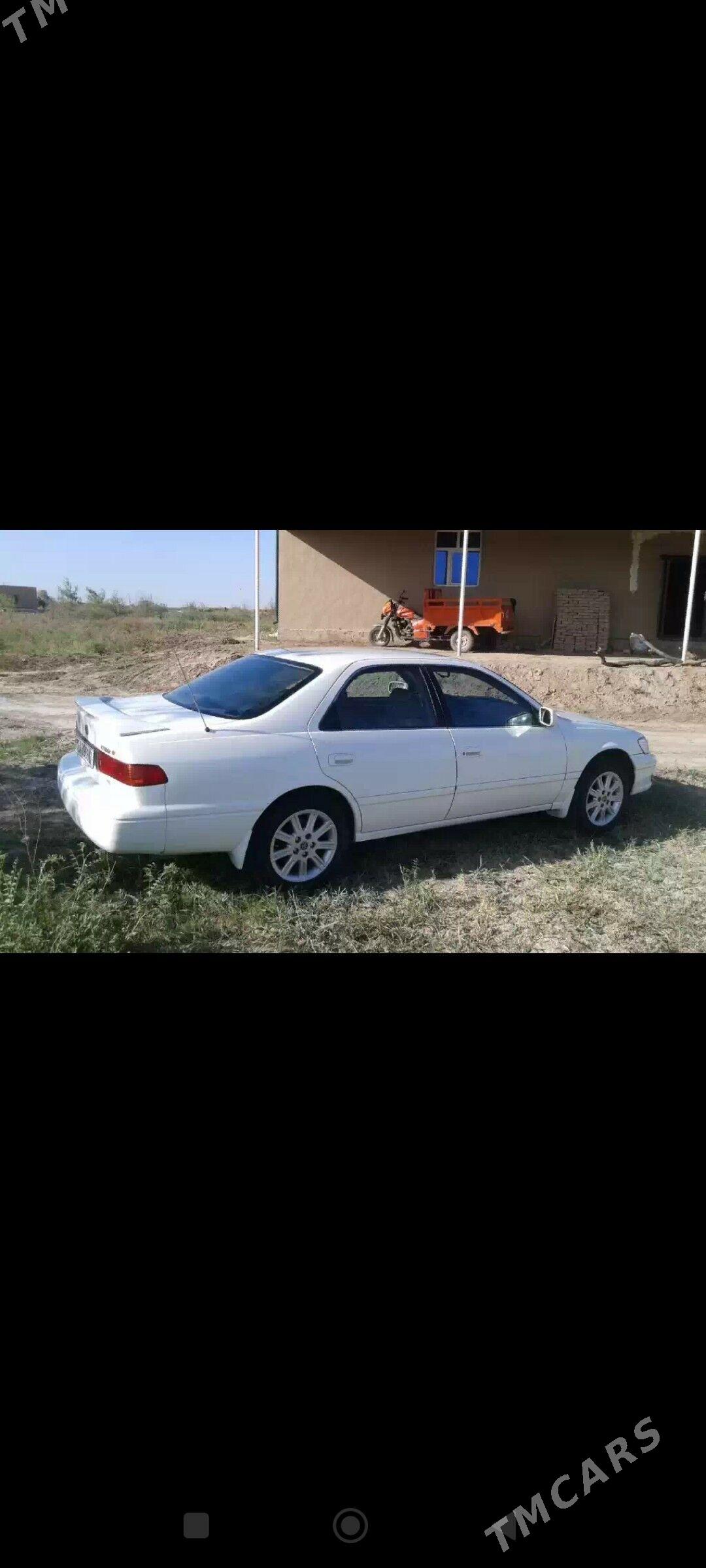 Toyota Camry 2000 - 160 000 TMT - Köneürgenç - img 6