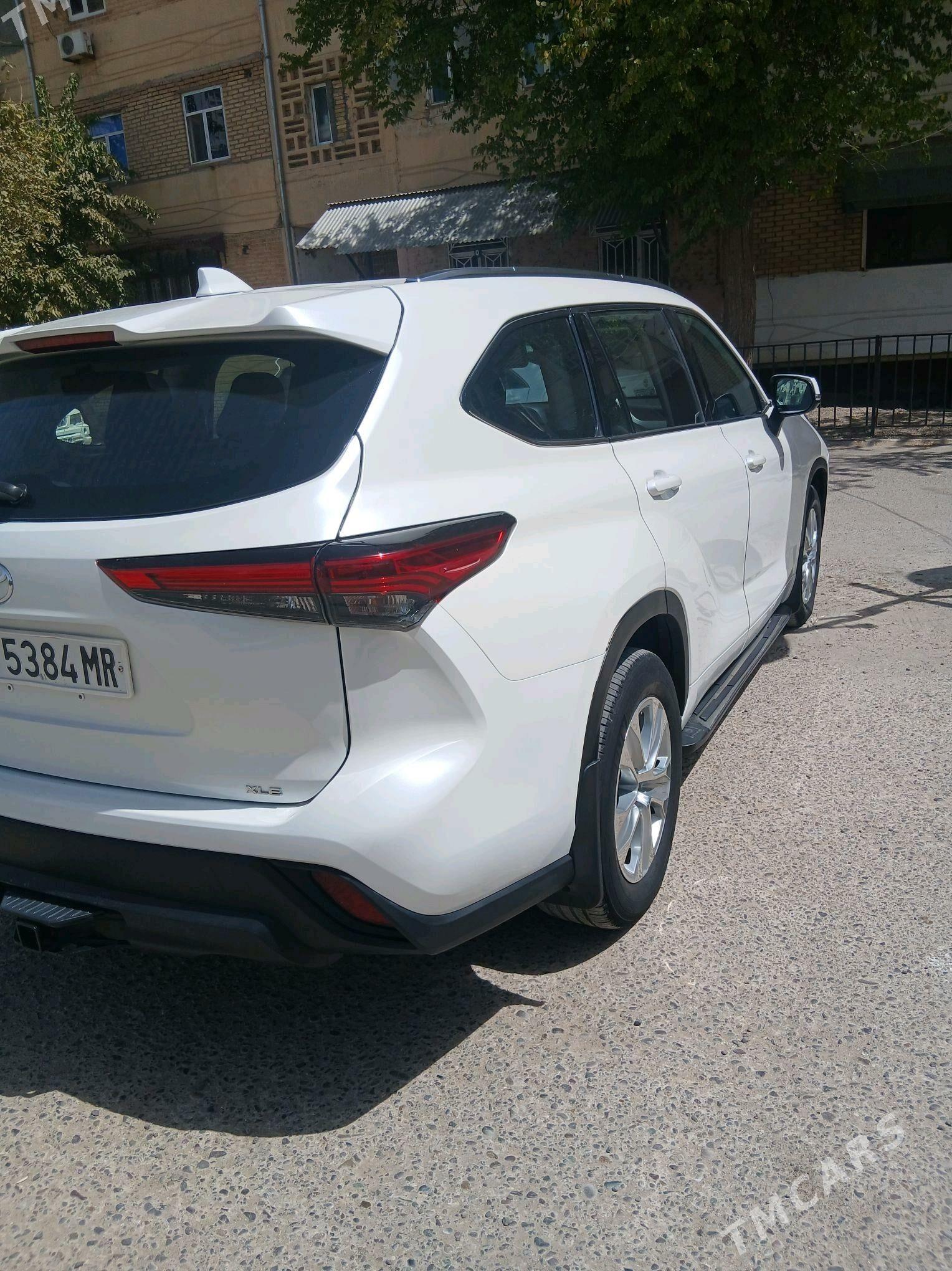 Toyota Highlander 2021 - 490 000 TMT - Мары - img 2