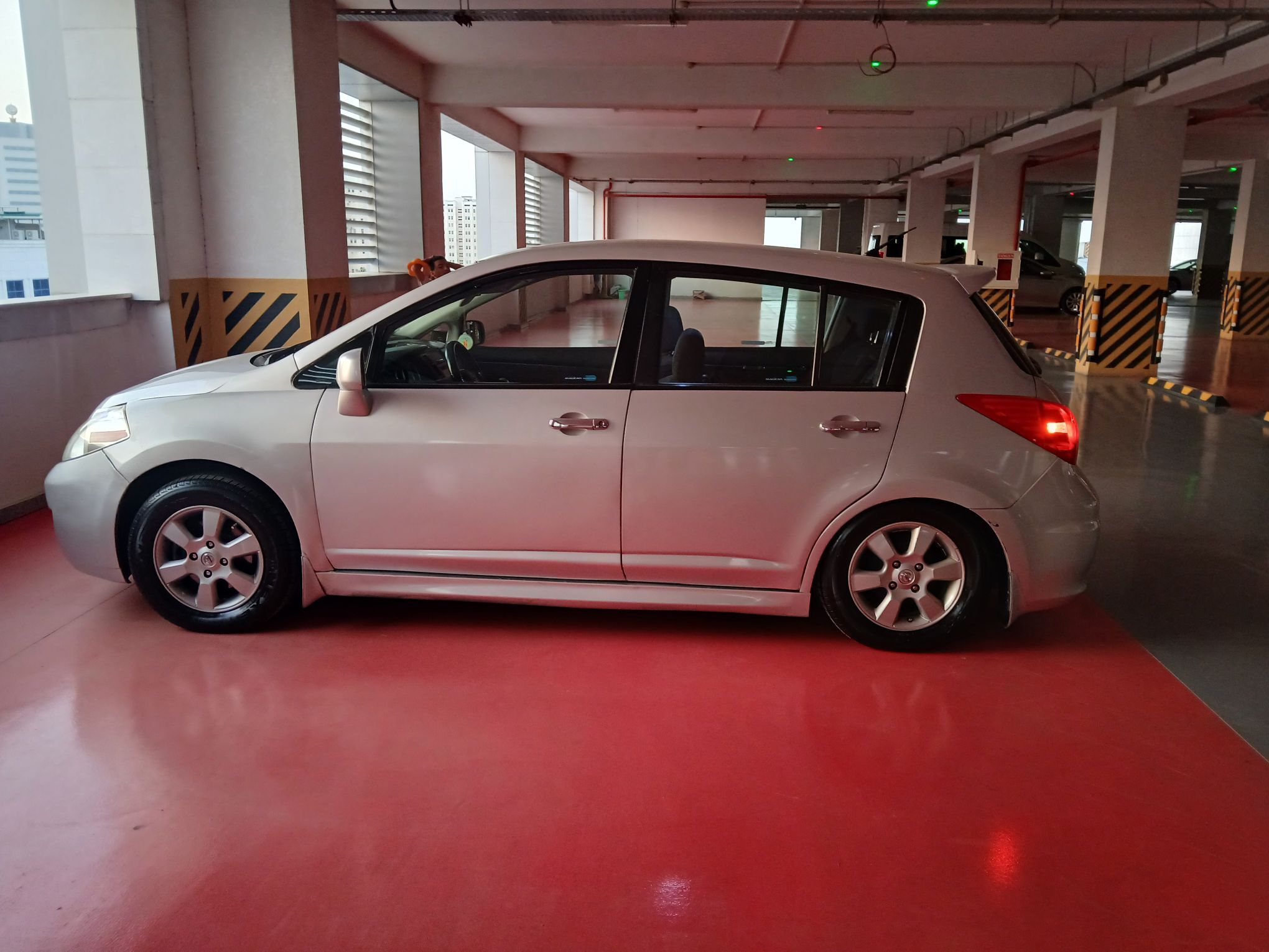 Nissan Versa 2011 - 135 000 TMT - Aşgabat - img 9