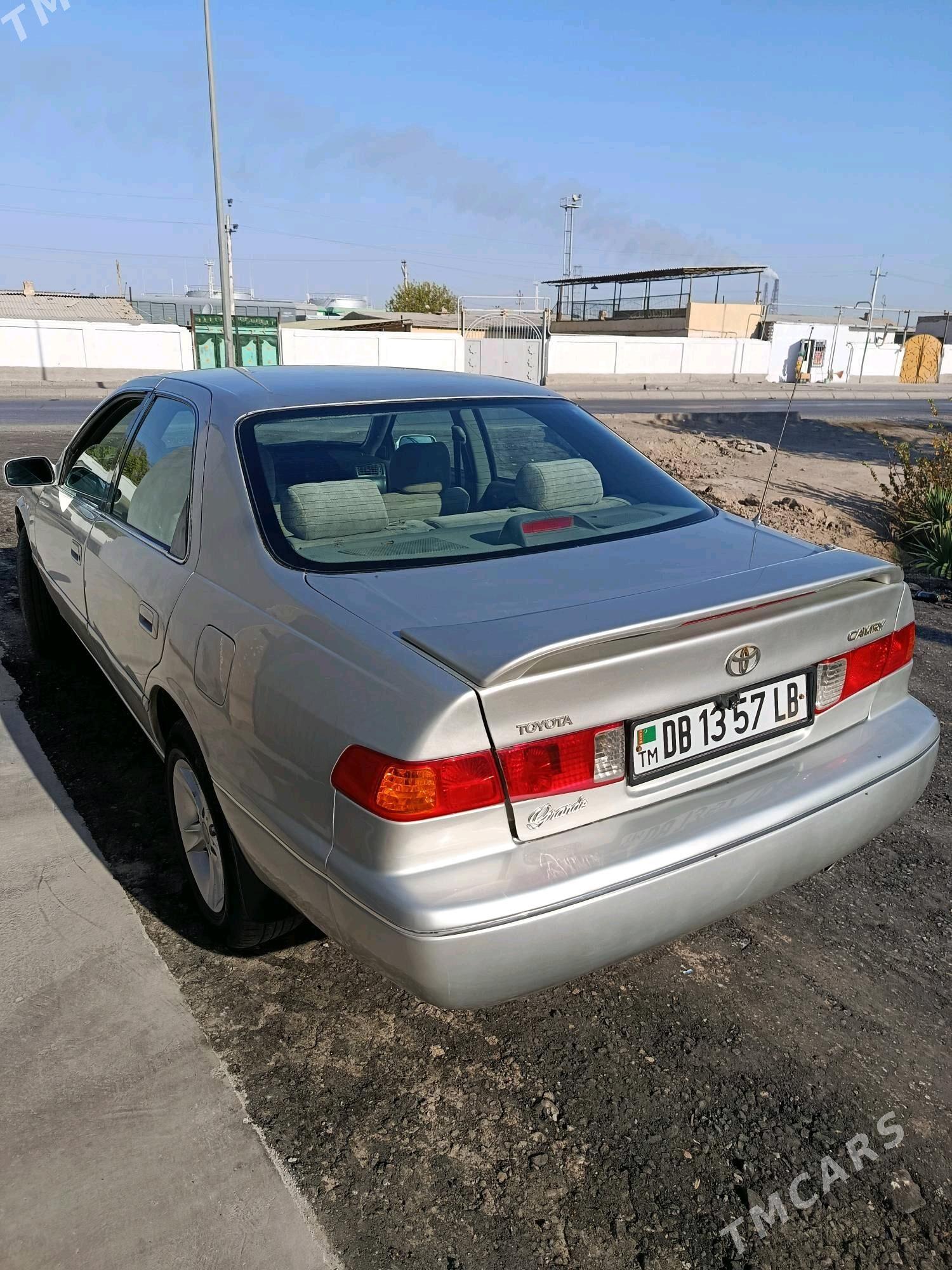 Toyota Camry 2000 - 120 000 TMT - Türkmenabat - img 3