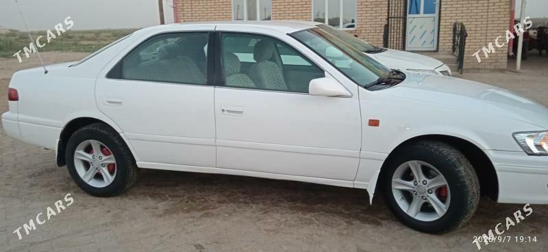Toyota Camry 2000 - 127 000 TMT - Каракумский этрап - img 3