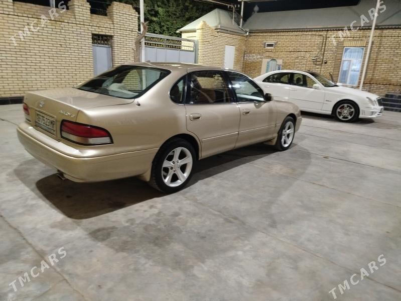 Toyota Avalon 1996 - 140 000 TMT - Мары - img 1
