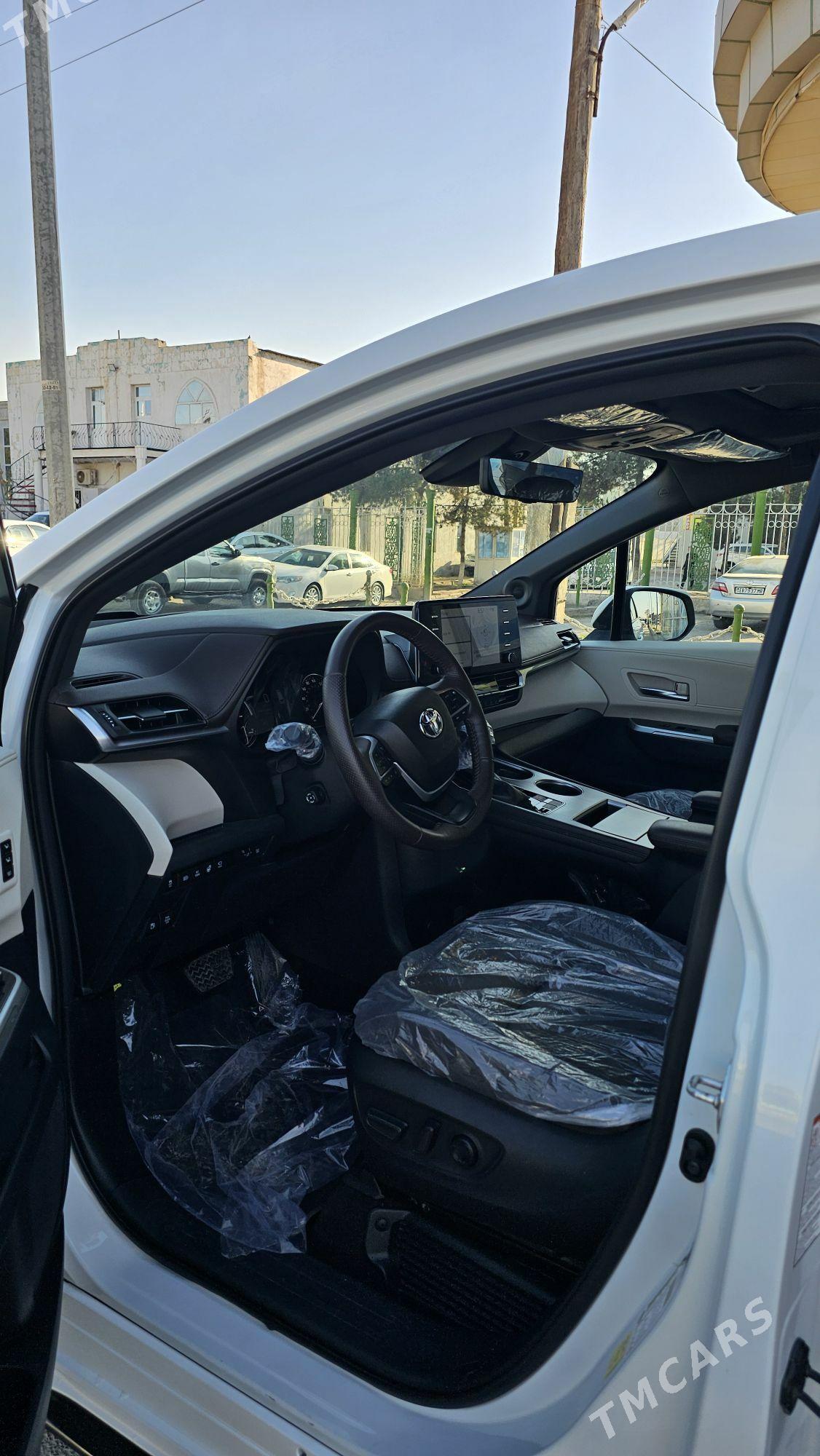 Toyota Sienna 2021 - 700 000 TMT - Mary - img 3