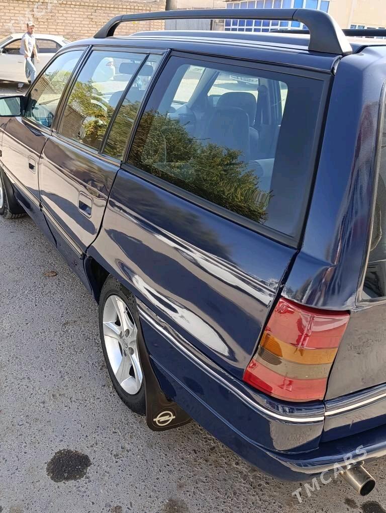 Opel Astra 1993 - 43 000 TMT - Векильбазар - img 10