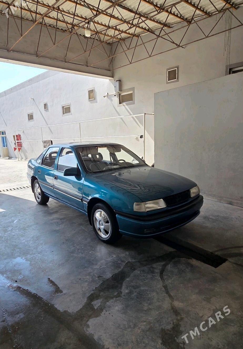 Opel Vectra 1993 - 50 000 TMT - Mary - img 2