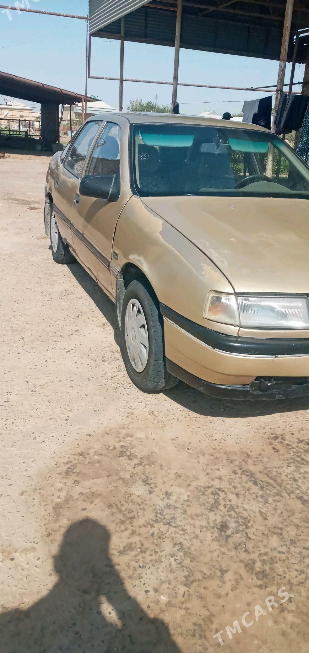 Opel Vectra 1990 - 21 000 TMT - Мары - img 2