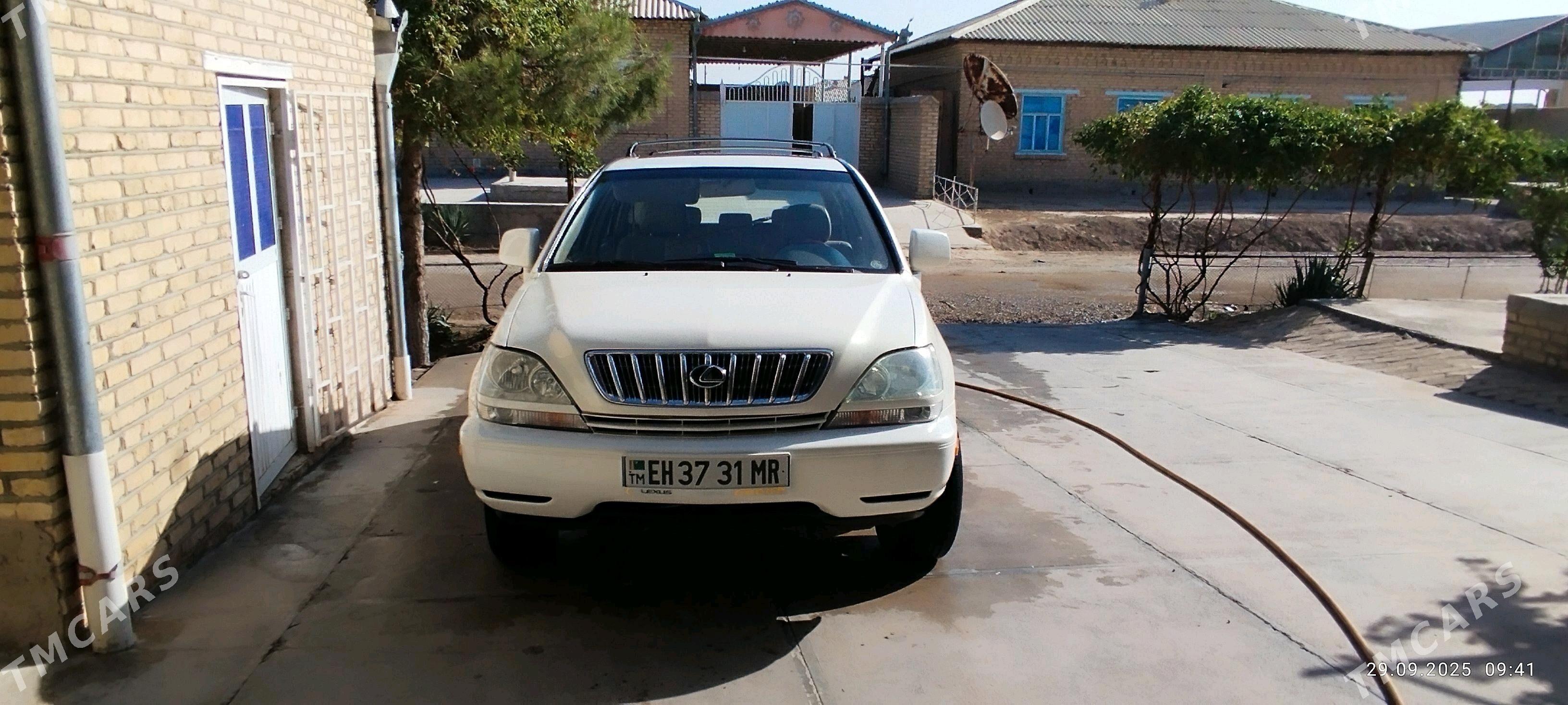 Lexus RX 300 1999 - 160 000 TMT - Байрамали - img 3