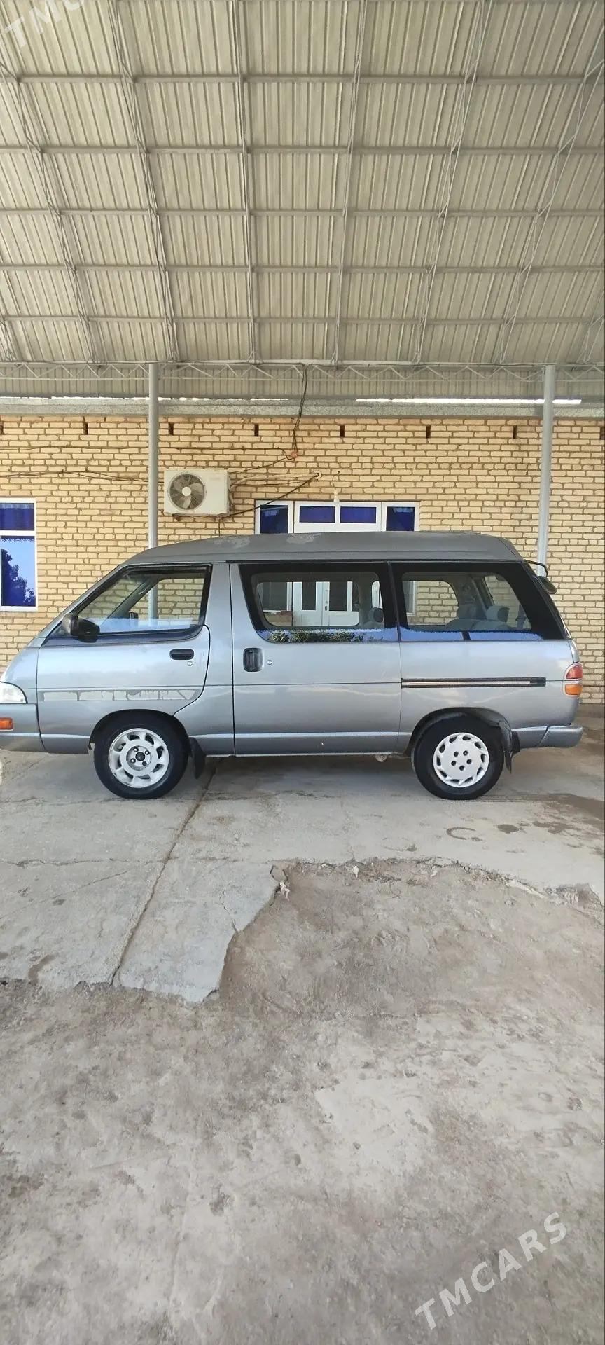 Toyota Town Ace 1993 - 25 000 TMT - Туркменгала - img 4