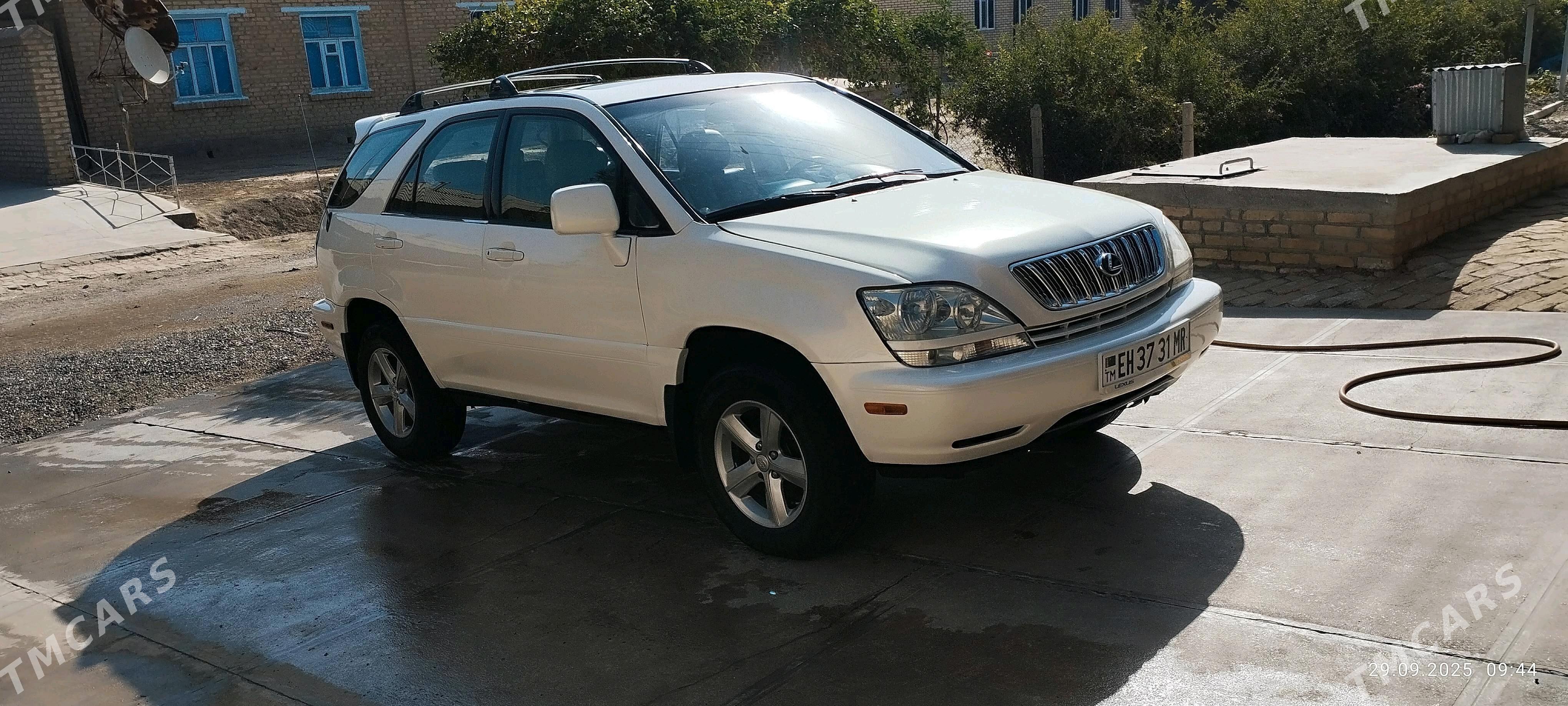 Lexus RX 300 1999 - 160 000 TMT - Байрамали - img 4