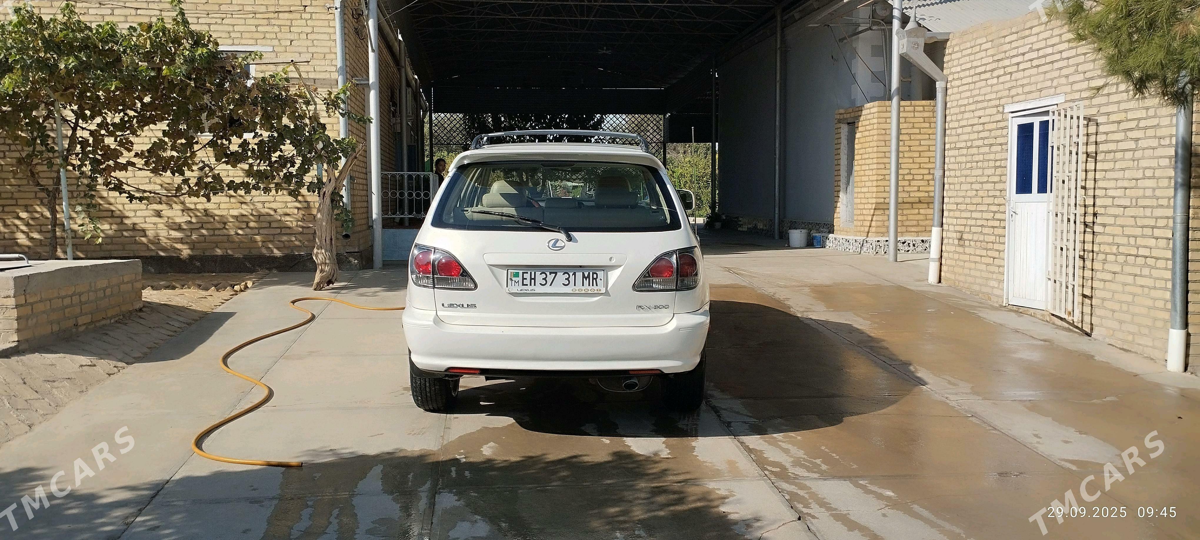 Lexus RX 300 1999 - 160 000 TMT - Байрамали - img 2