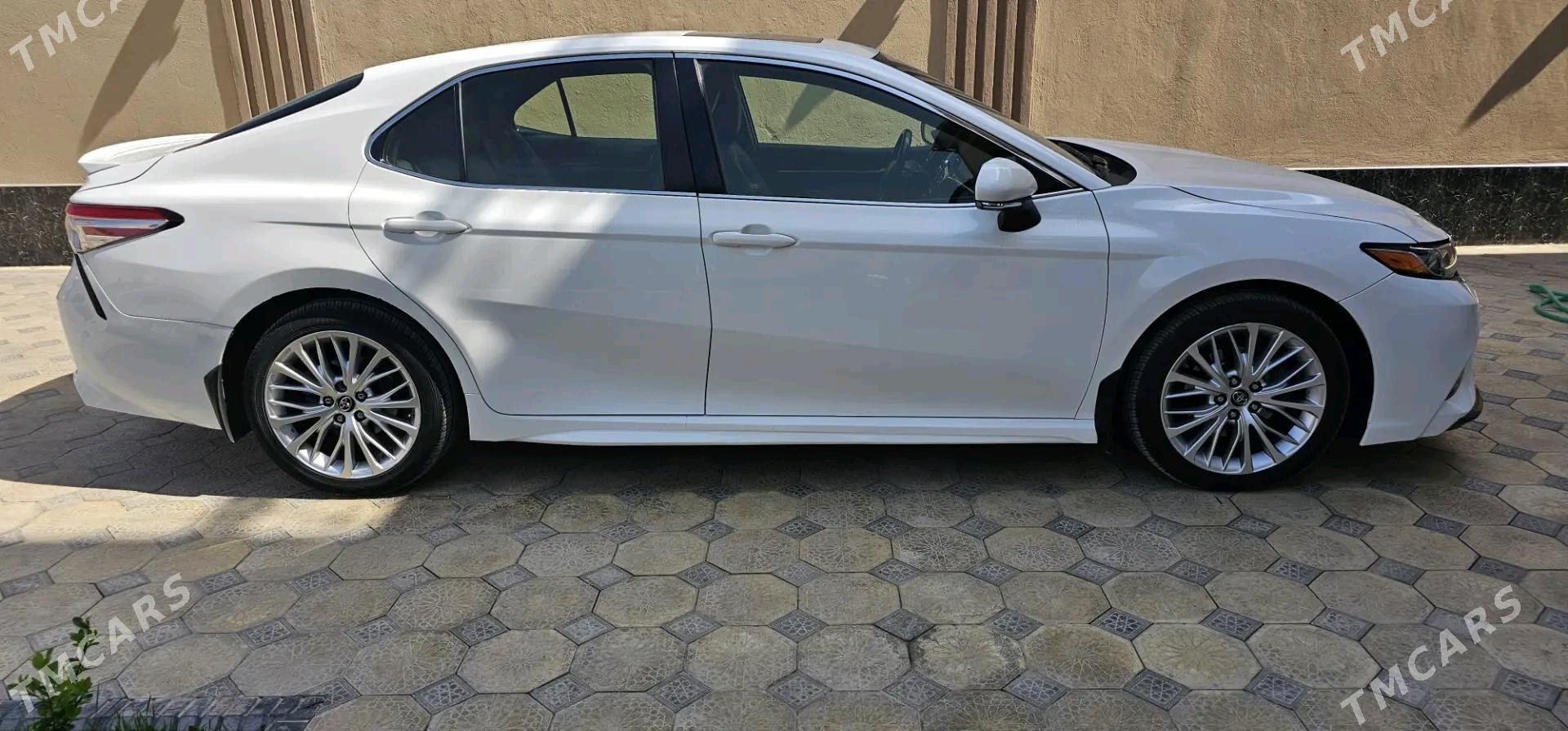 Toyota Camry 2018 - 300 000 TMT - Ашхабад - img 7