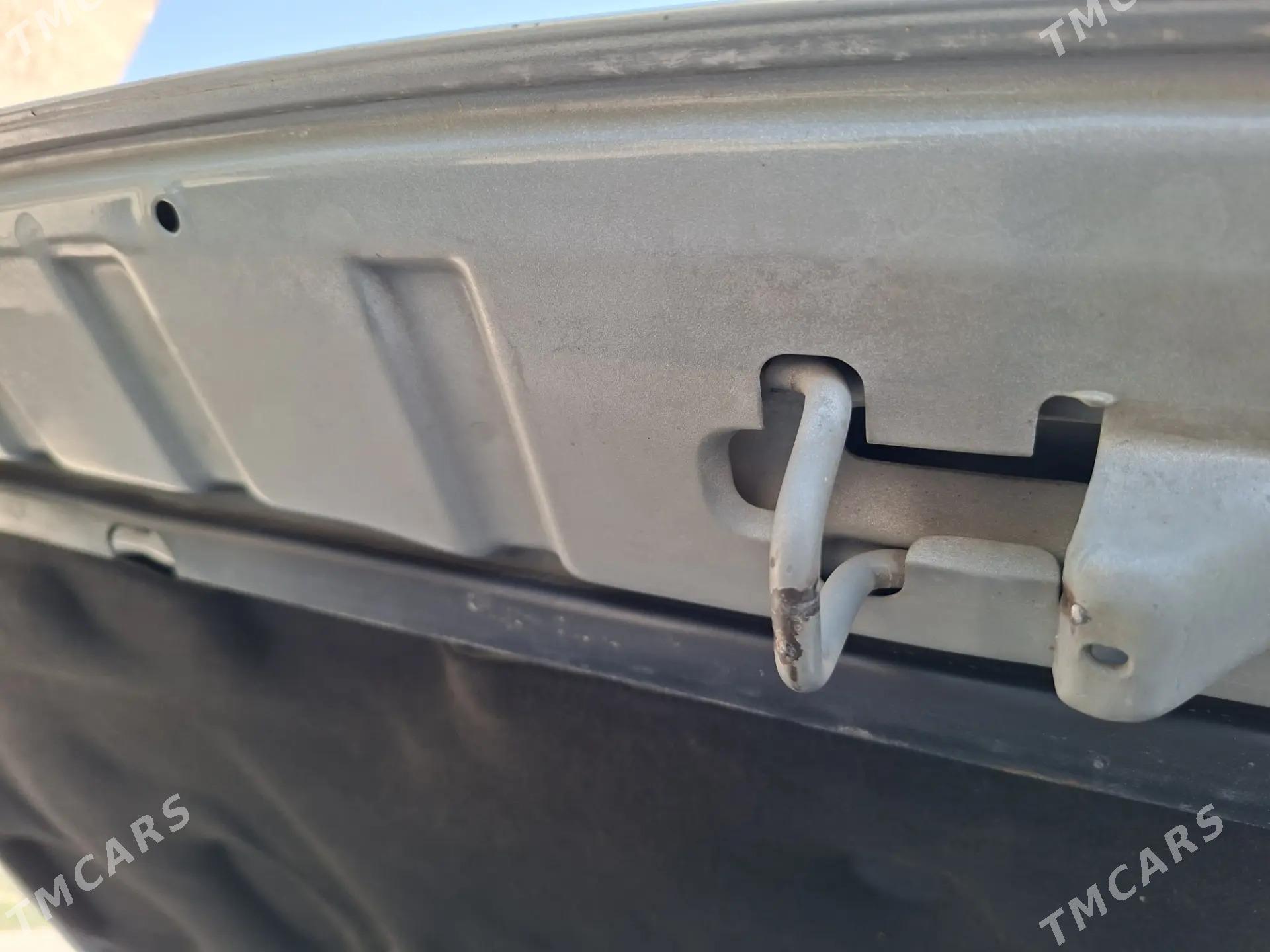 Toyota Camry 2001 - 163 000 TMT - "Алтын Асыр" Гундогар базары ( Толкучка) - img 4
