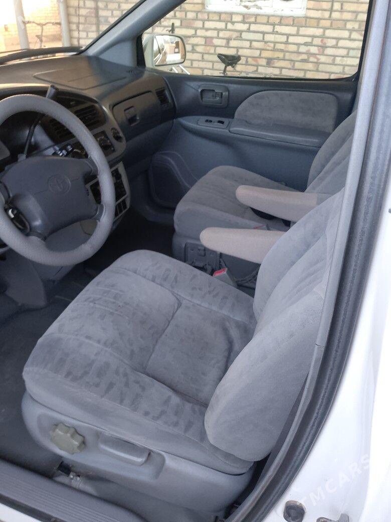 Toyota Sienna 2001 - 155 000 TMT - Мары - img 7