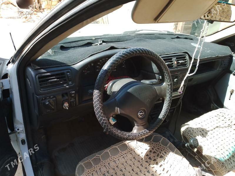 Opel Vectra 1991 - 40 000 TMT - Мургап - img 5