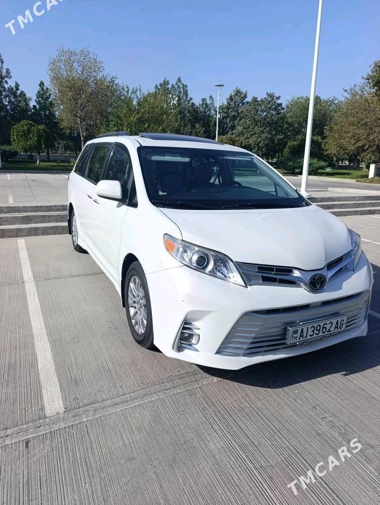 Toyota Sienna 2018 - 430 000 TMT - Ашхабад - img 3