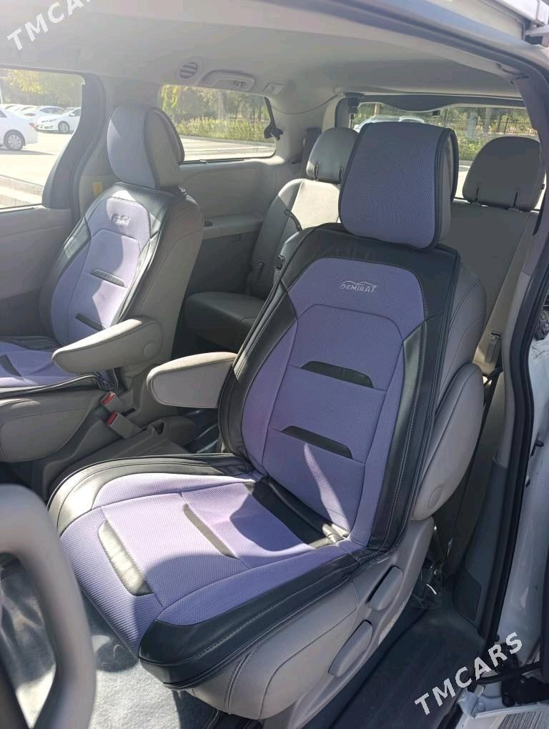Toyota Sienna 2018 - 430 000 TMT - Ашхабад - img 5
