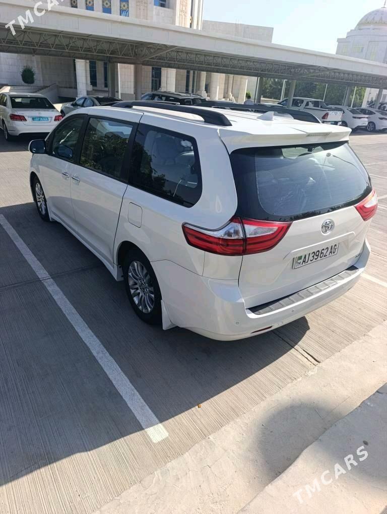 Toyota Sienna 2018 - 430 000 TMT - Ашхабад - img 7