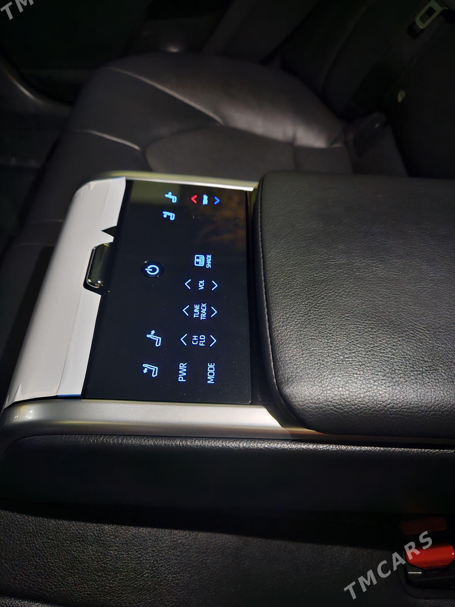 Toyota Camry 2024 - 810 000 TMT - Aşgabat - img 4