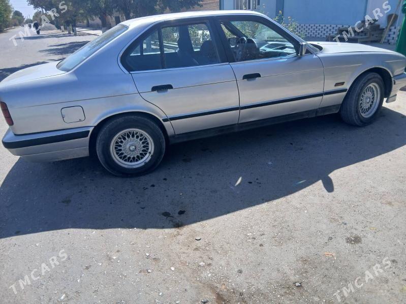 BMW 5 Series 1991 - 30 000 TMT - Сакар - img 4