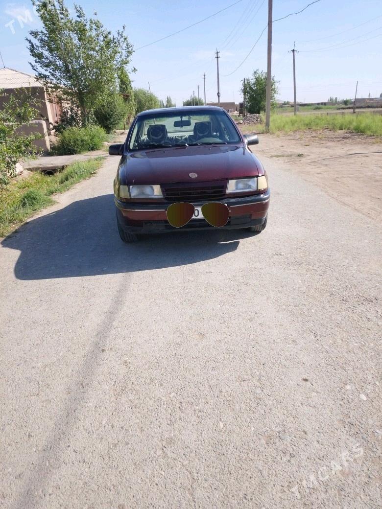 Opel Vectra 1989 - 30 000 TMT - Гороглы (Тагта) - img 3