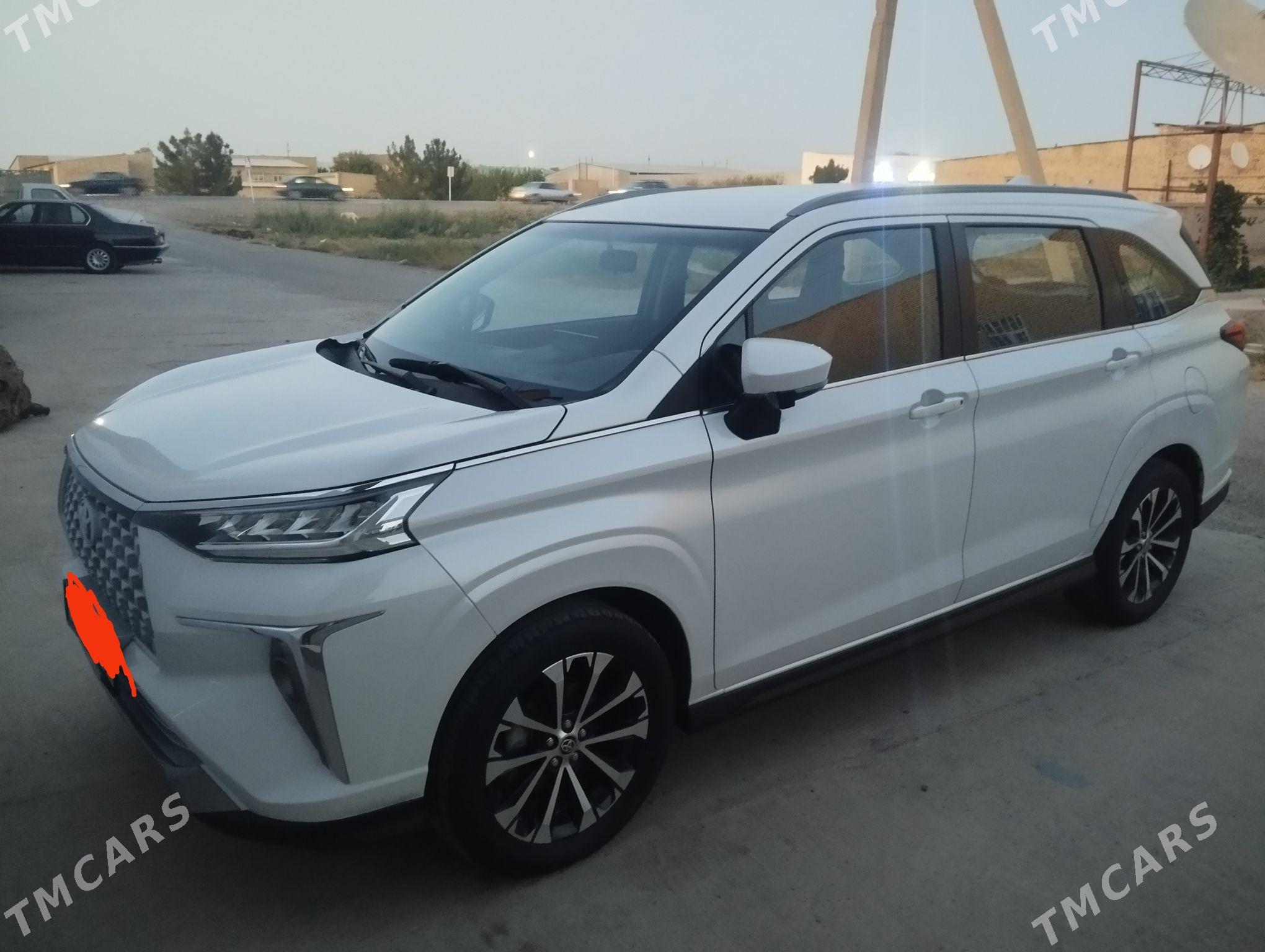 Toyota Veloz 2024 - 330 000 TMT - Чарджоу - img 2