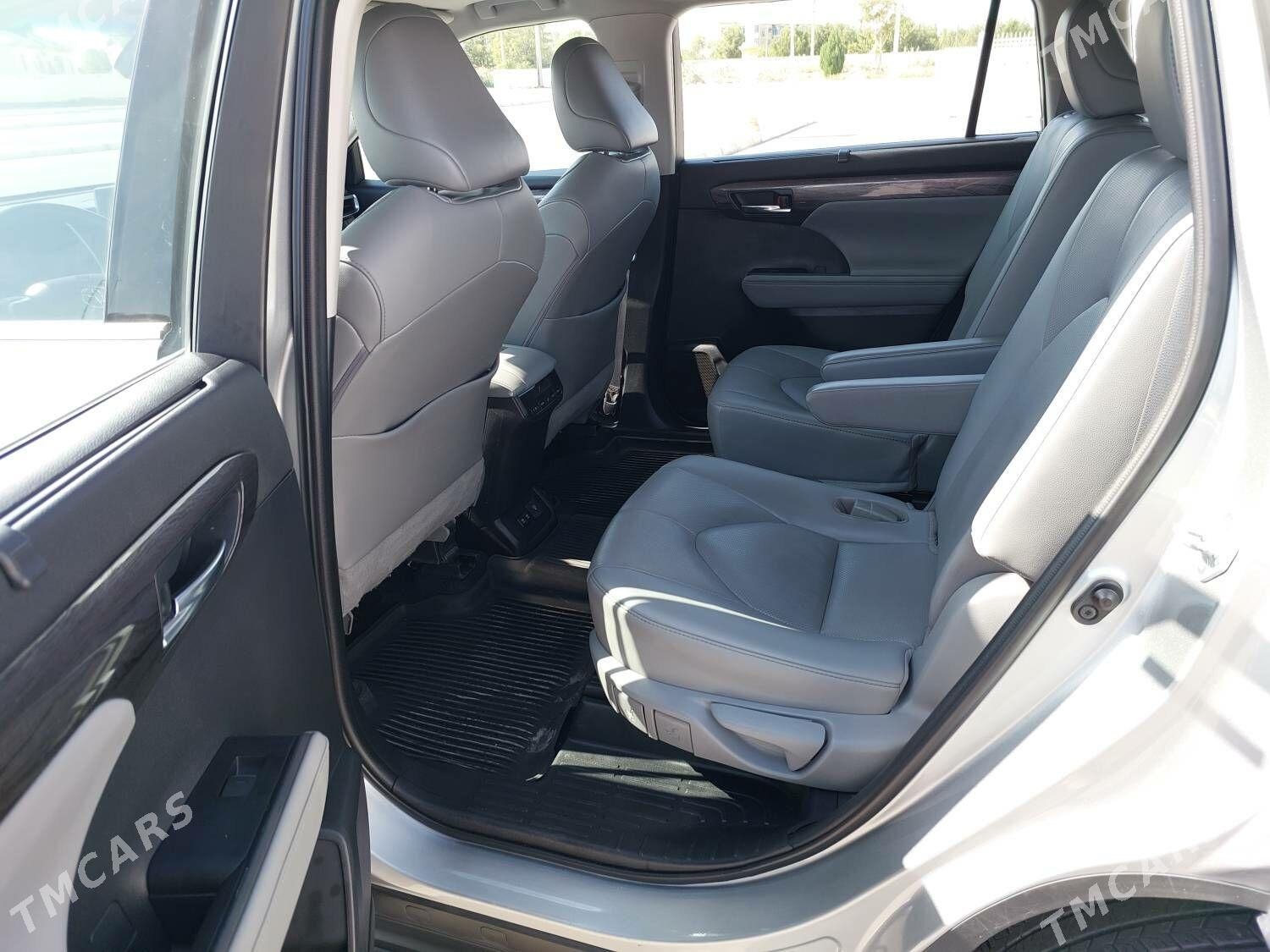 Toyota Highlander 2021 - 610 000 TMT - Türkmenabat - img 6