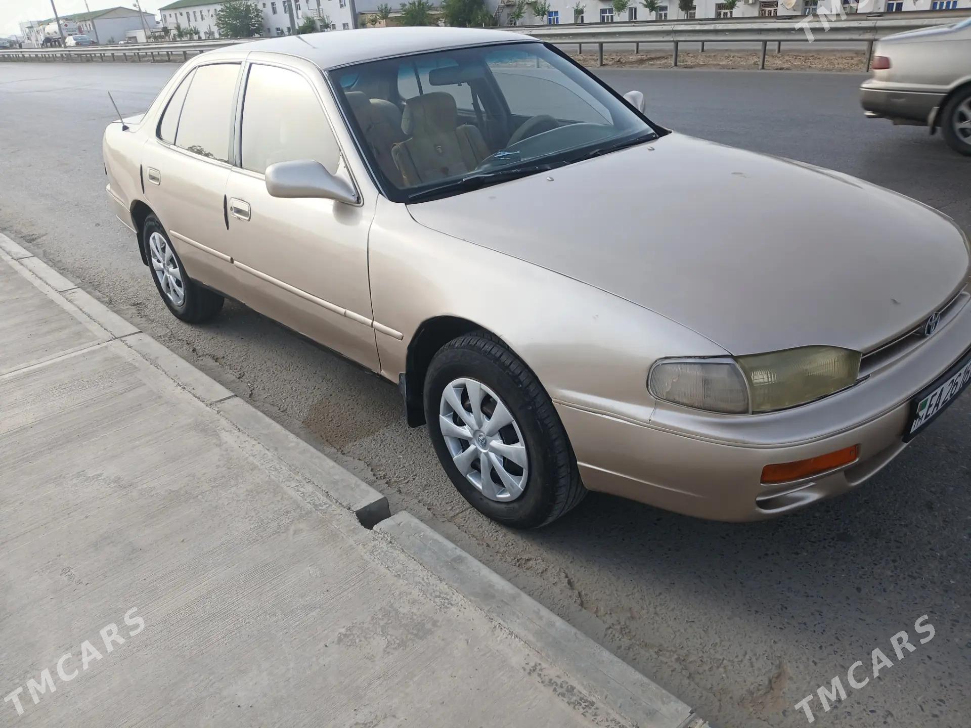 Toyota Camry 1994 - 56 000 TMT - Ýolöten - img 2