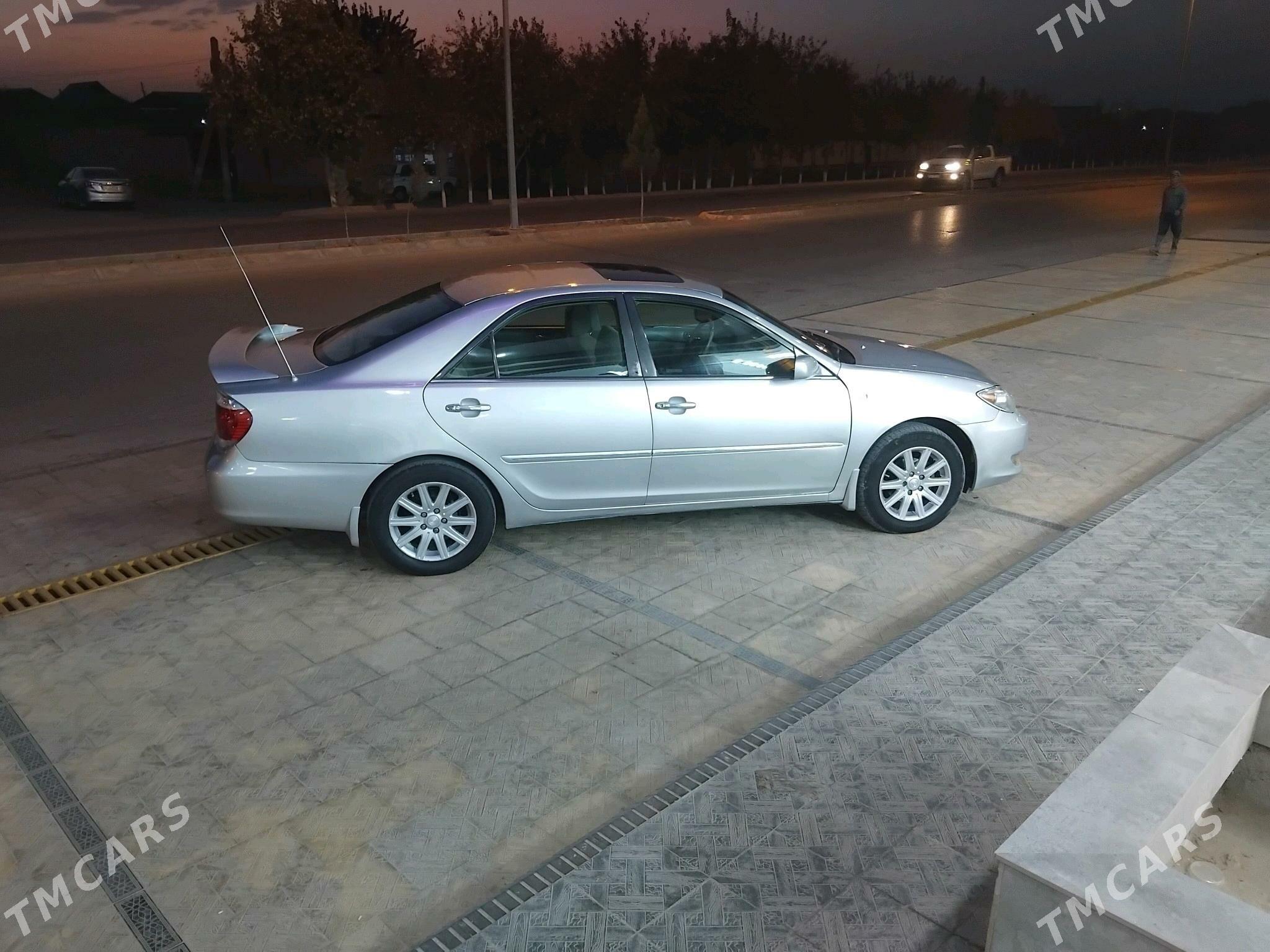 Toyota Camry 2003 - 145 000 TMT - Бабадайхан - img 4