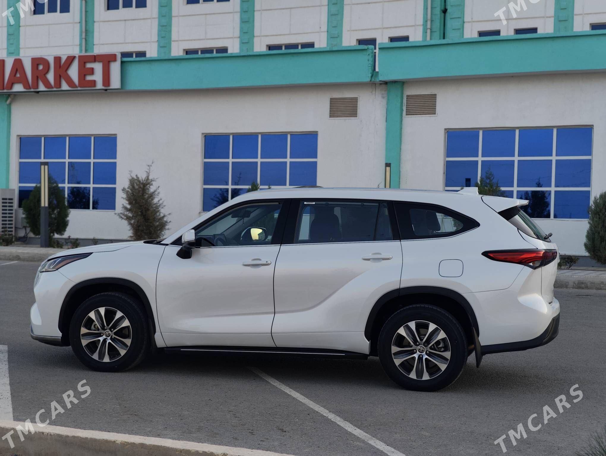 Toyota Highlander 2022 - 520 000 TMT - Tejen - img 5