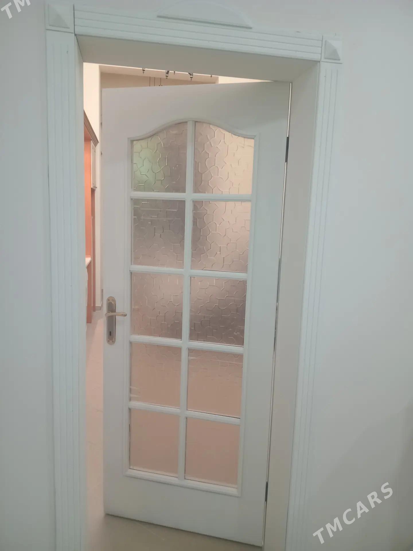 Gapy warata kraska-işleri - Büzmeýin - img 5