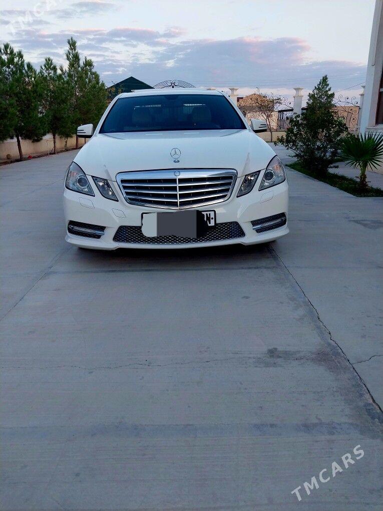 Mercedes-Benz E350 2012 - 290 000 TMT - Балканабат - img 3